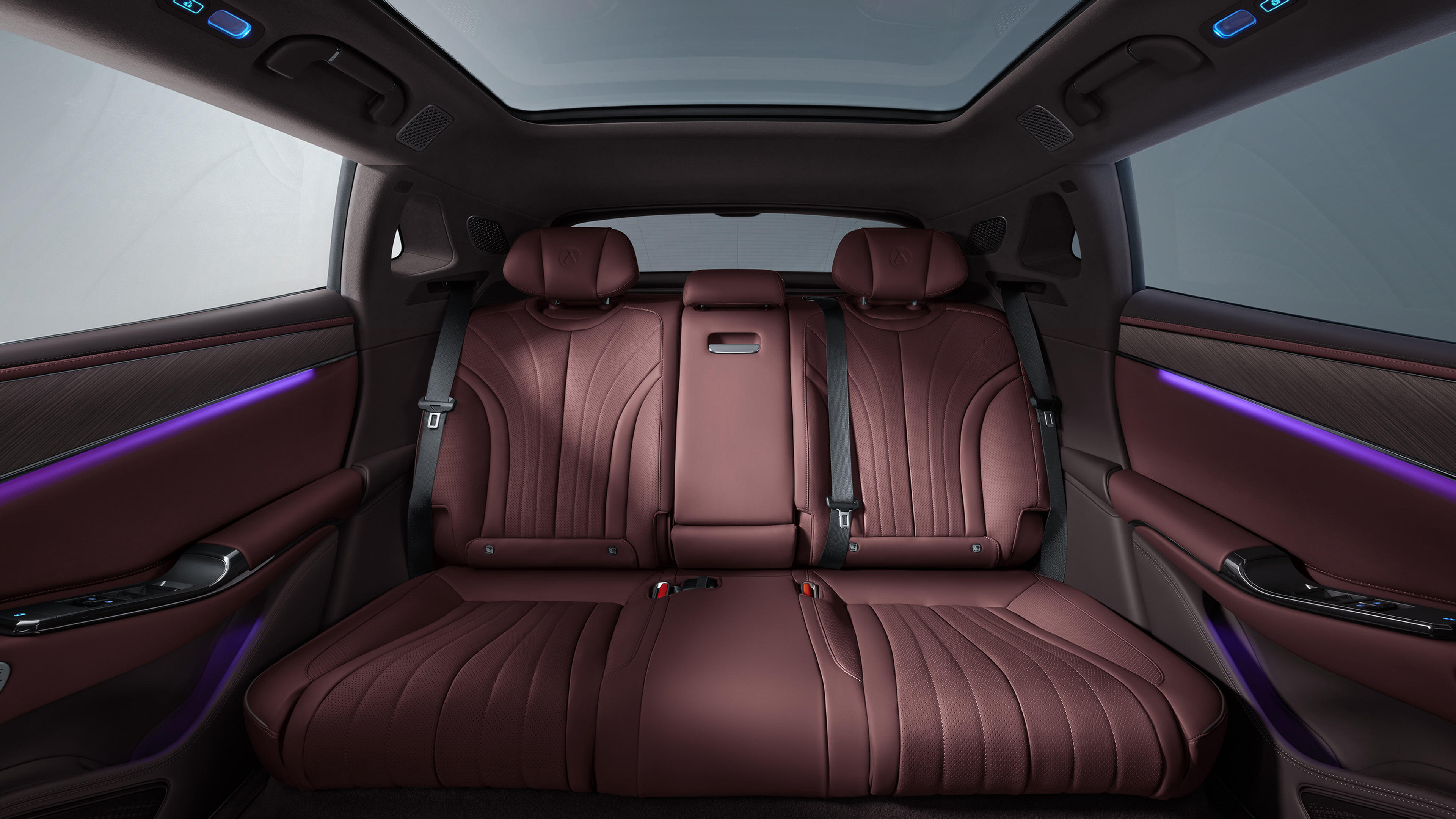 Interior Z9GT